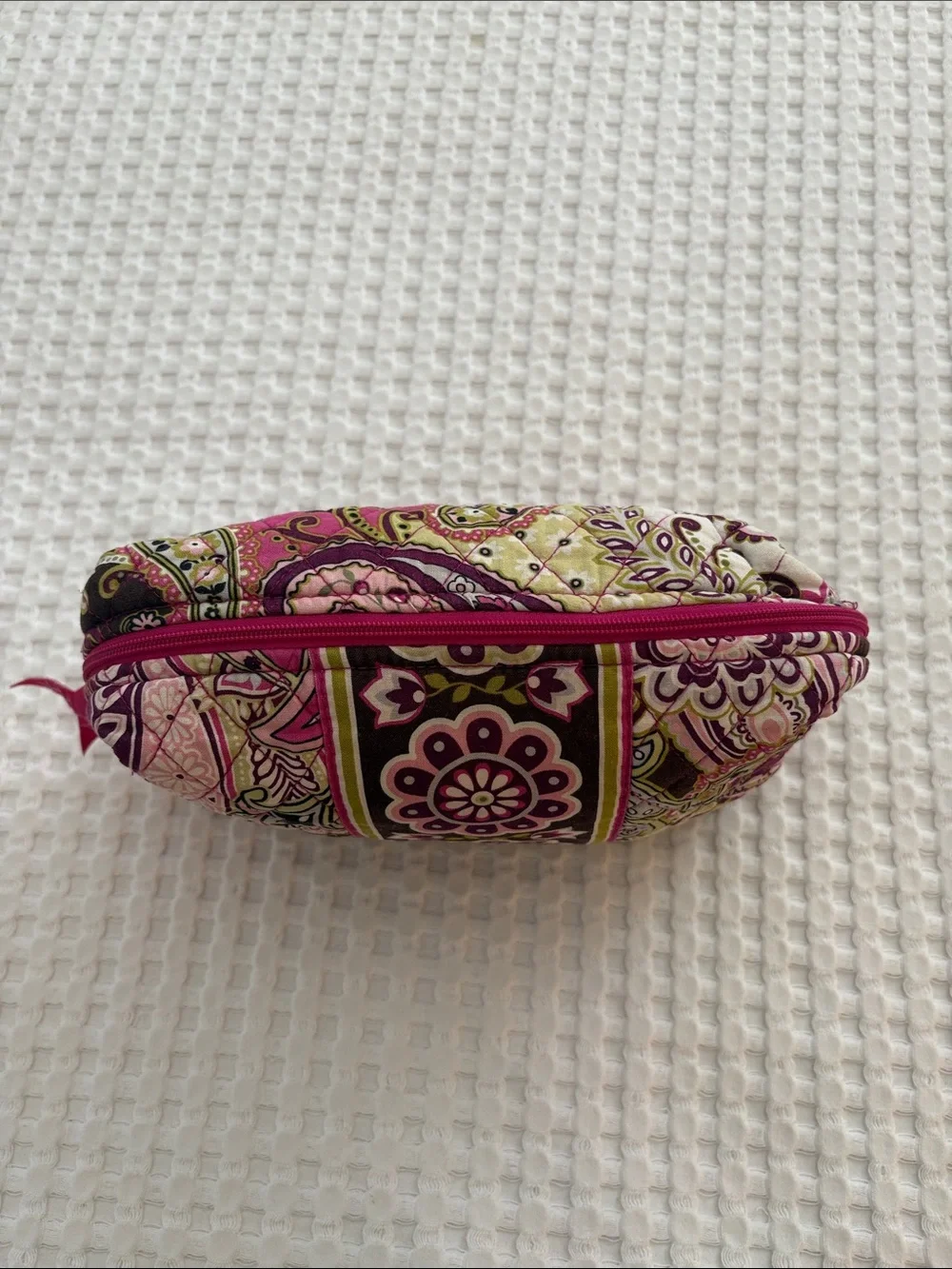 Vera Bradley Very Berry Pink Paisley Quilted Makeup Pouch with Accents